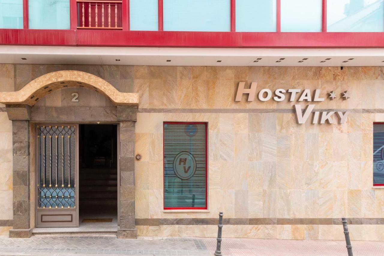 Hostal Viky Madrid Exteriör bild
